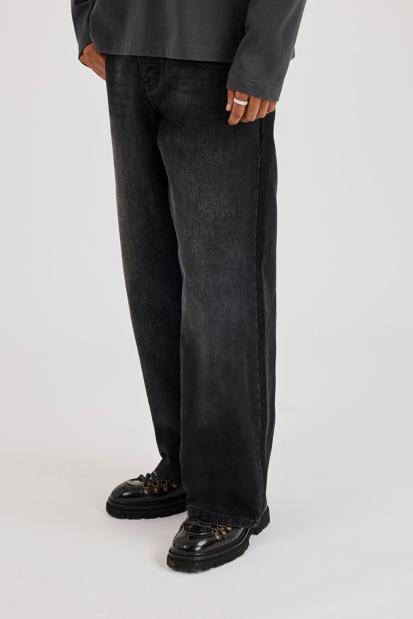 Mens Baggy Jean - Washed Black